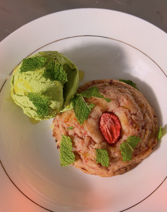 Dessert with green tea ice cream